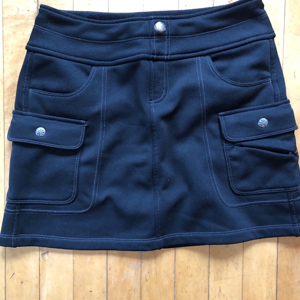 MOVING SALE! Athleta Snow Skirt